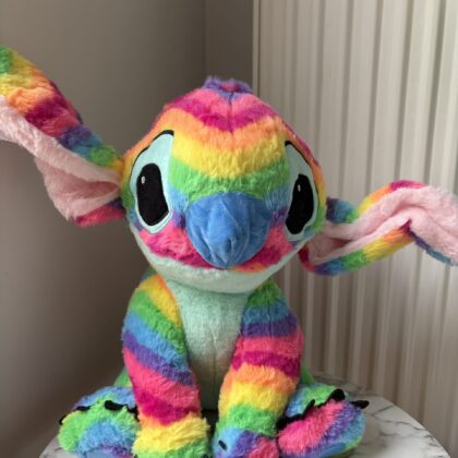 KOLOROWY PLUSZAK STITCH 40CM