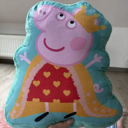 PODUSZKA ŚWINKA PEPPA W KORONIE